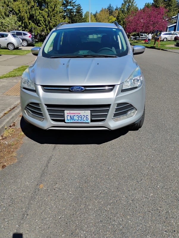 2014 Ford Escape, silver SUV, front view